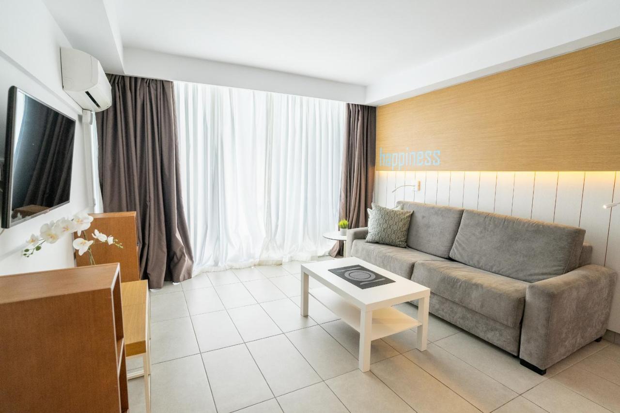 Apartamentos Vacacionales Broncemar San Bartolomé Exteriör bild