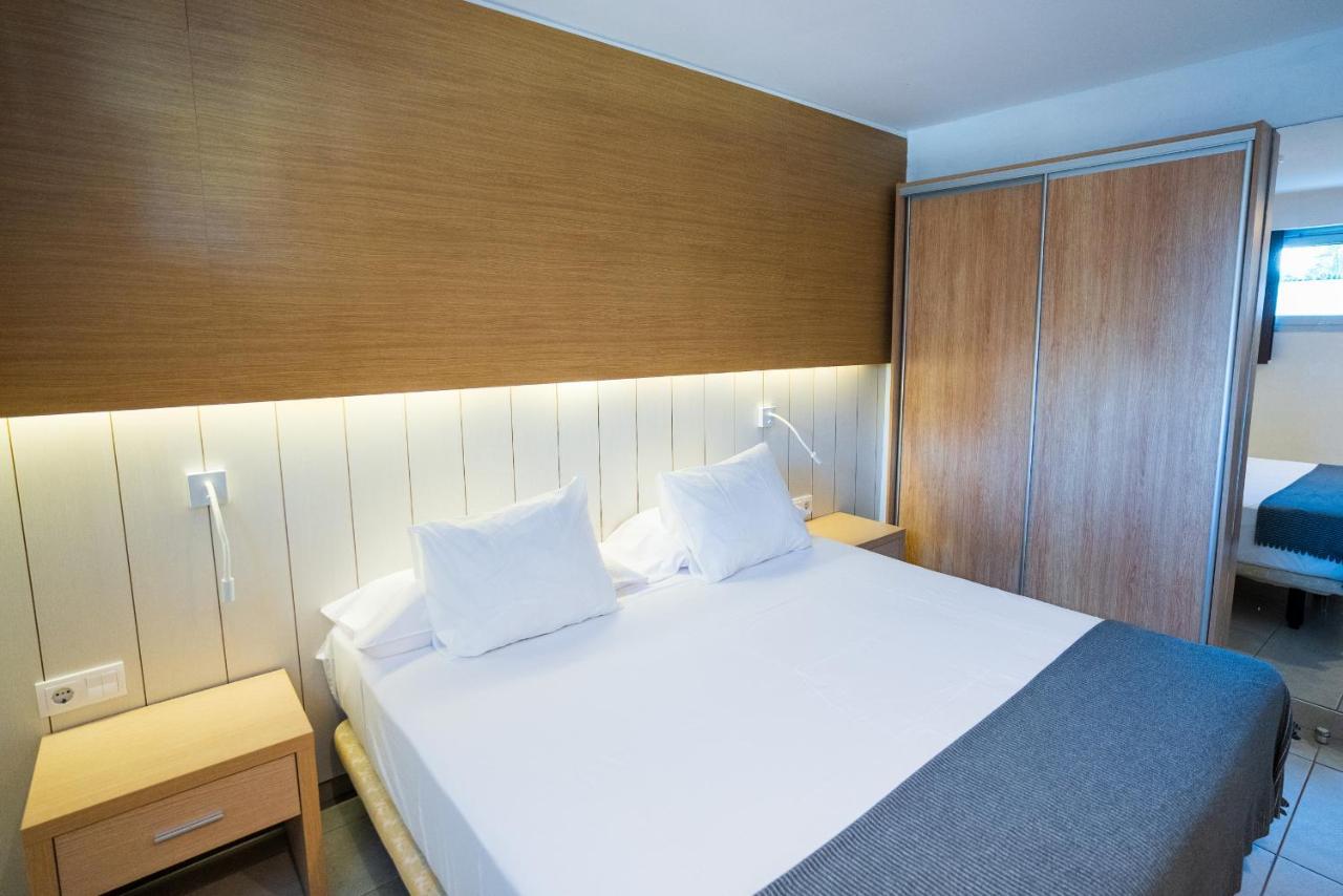 Apartamentos Vacacionales Broncemar San Bartolomé Exteriör bild